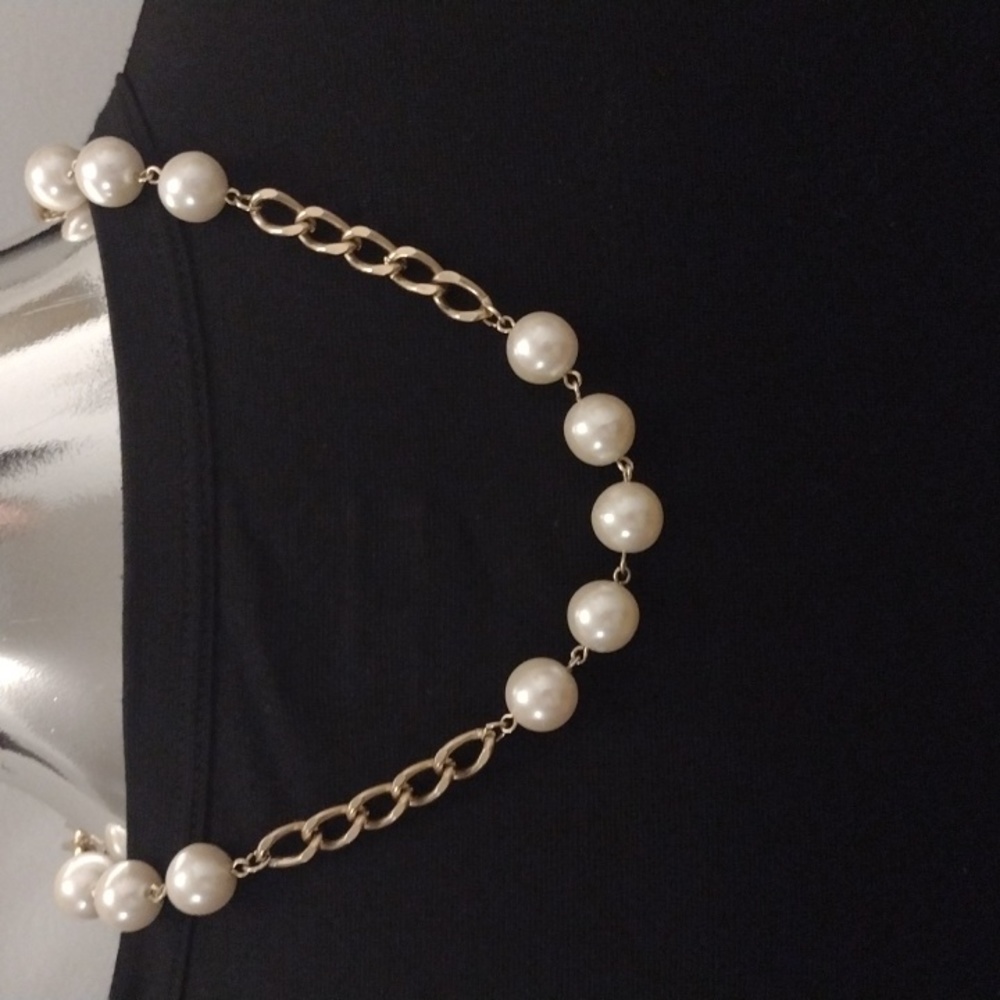 Chain & Pearl choker necklace